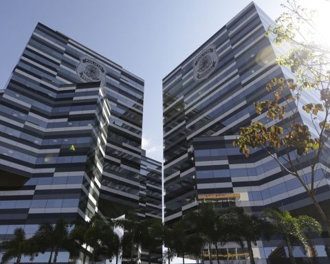 Moraes authorizes investigation into Bolsonaro's interference in the PF