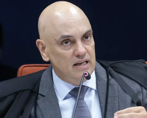 Moraes requests review and suspends judgment on exemption from the STF