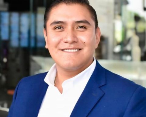 Morenista proposes jail for memes or stickers that damage reputation