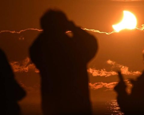 NASA reveals the date of the longest solar eclipse in history