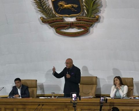 National Assembly declares the Prime Minister of Trinidad and Tobago persona non grata