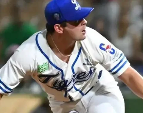 Nico Tellache regresa con los Tigres del Licey como refuerzo para la temporada 2025-26