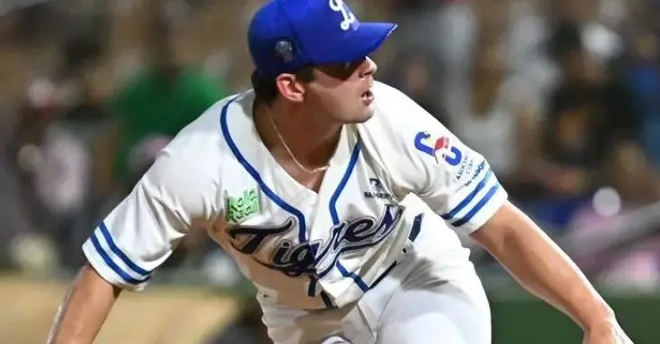 Nico Tellache regresa con los Tigres del Licey como refuerzo para la temporada 2025-26