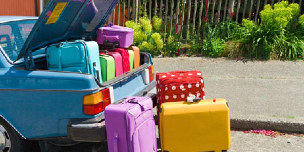 November 2025: long weekends and days of rest