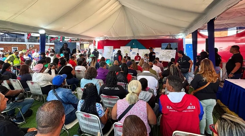Operation Caracas Sonríe serves 37 community councils in Coco Frío