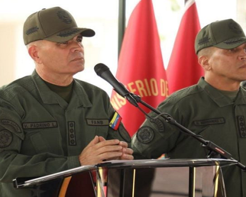 Padrino López: weapons and grenades seized in Venezuela come from North America