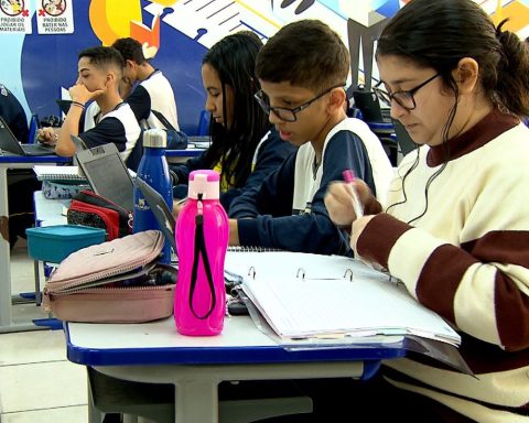 Paths of the report addresses education for people with disabilities