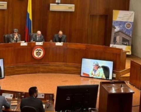 Patients ask for immediate measures in the face of government in health