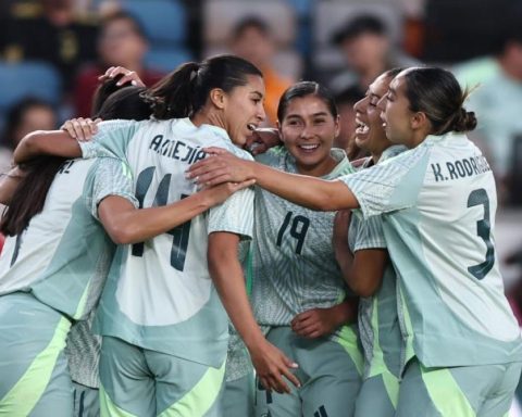 Pedro López's Mexico beats New Zealand in a friendly match