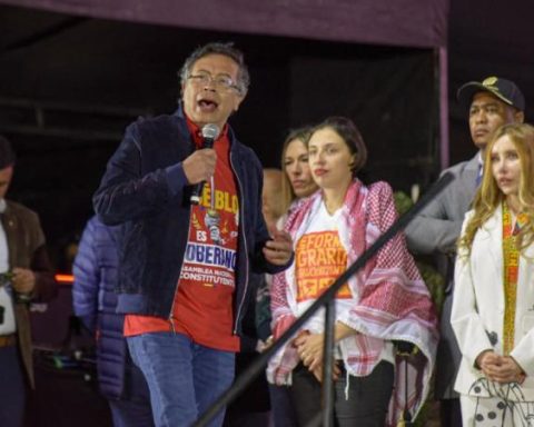 Petro responds to Trump sanctions: 'I have nothing to freeze in the US'