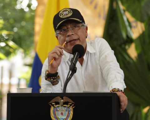 Petro, to apologize for comments about female journalists, after the Court's ruling