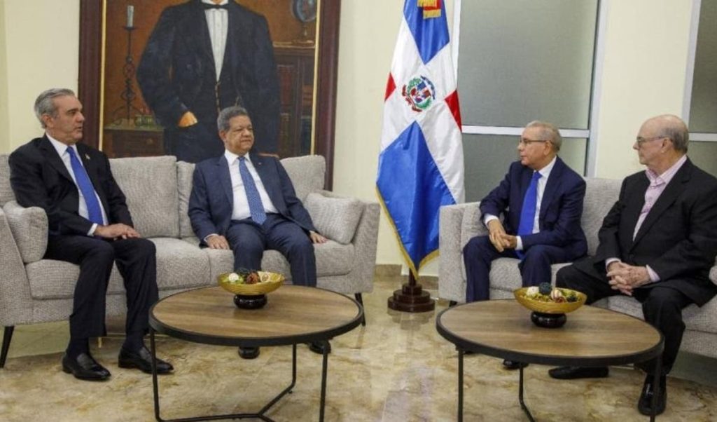 Políticos relegan el tema de crisis Haití