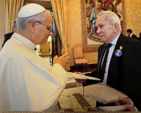 Pope Leo XIV received the president of the Venezuelan Medical Federation