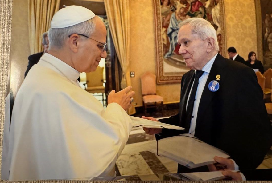 Pope Leo XIV received the president of the Venezuelan Medical Federation