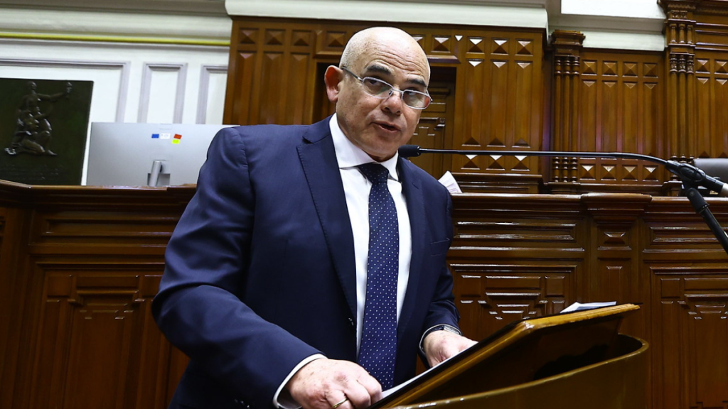 Premier Ernesto Álvarez: "We are different, our cabinet is not from one party"