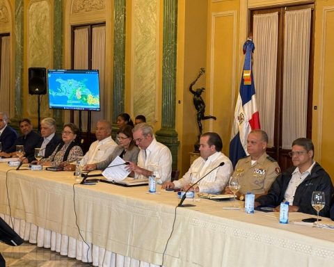 President Abinader will lead a follow-up meeting with the COE regarding the advance of Storm Melissa