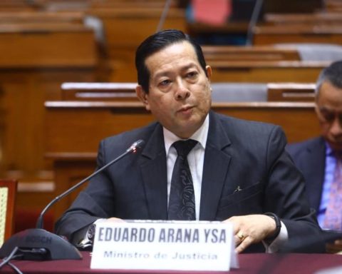 President José Jerí thanks the Arana cabinet