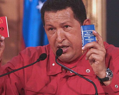 President Maduro commemorated the thirteen years of the "Rudder Coup"