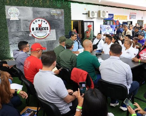 President Maduro urges the alignment of the new structures of the Communal State