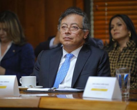 President Petro proposes 'world general strike' in support of Palestine