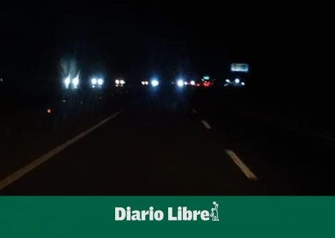 RD Vial places cat eyes on the Autovía del Este