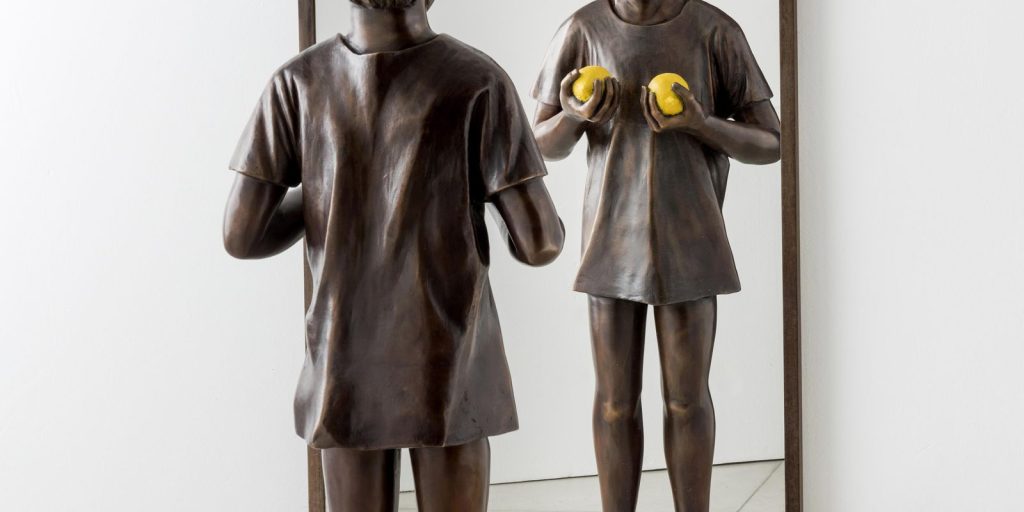 RJ: exhibition by sculptor Flávio Cerqueira portrays everyday life in society