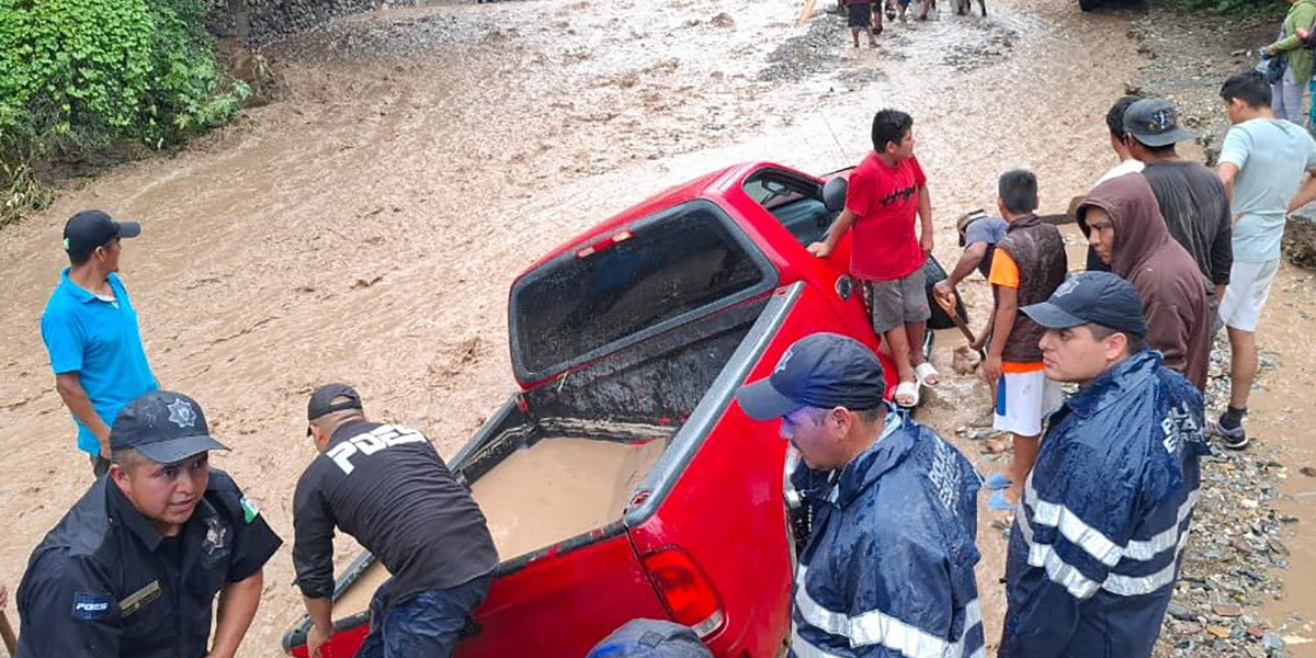 Rains on Thursday in 31 states of Mexico leave two dead, landslides and thousands affected