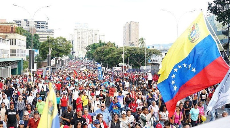 Rander Peña en Marcha a la ONU en Carcaas