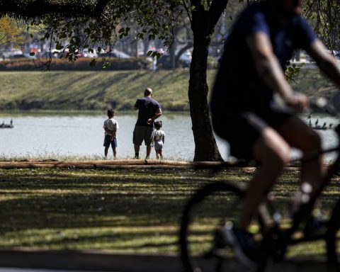 Research reveals concern for children in climate extremes