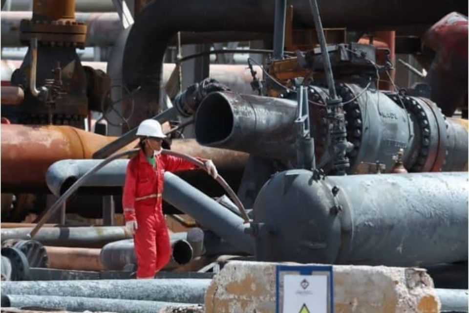 Reuters: Judge orders PDVSA to pay $2.86 billion to bondholders