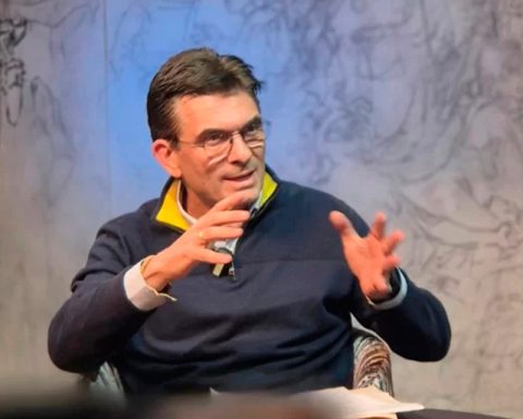 Rodrigo Paz will not invite Maduro to his inauguration: It is not a democratic government