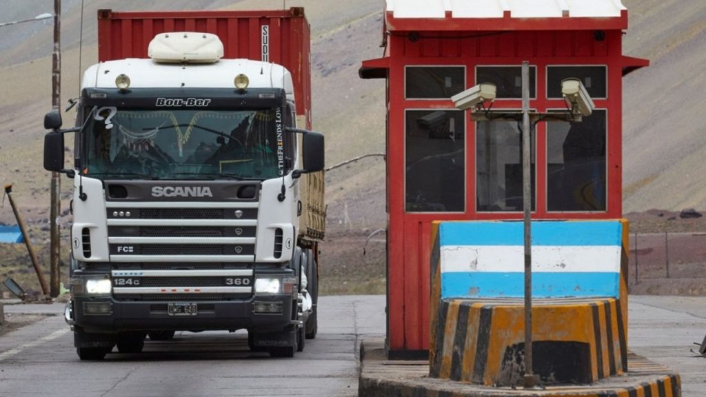 STEP CRISTO REDENTER: This will be the crossing to Argentina this October 4 and 5