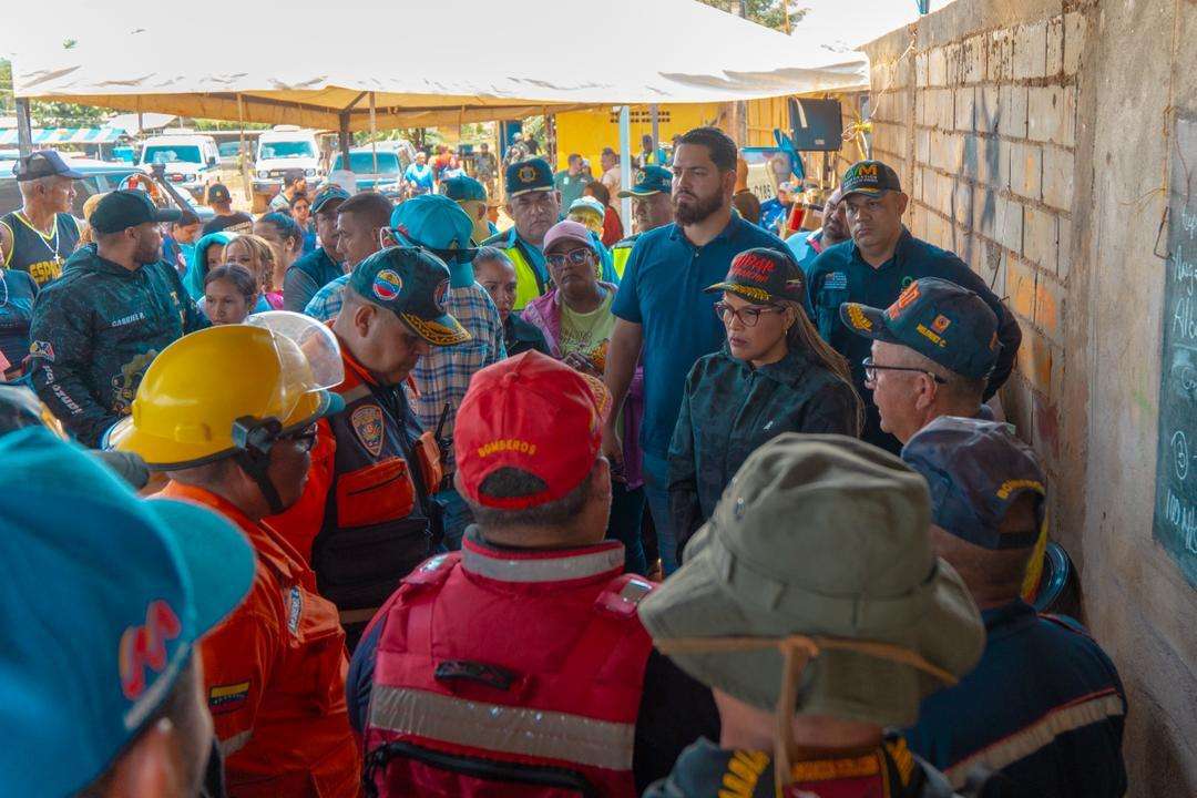 Search continues for the 14 miners in El Callao after 36 hours