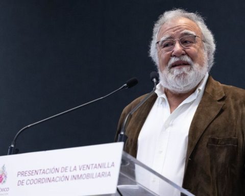 Senate ratifies Alejandro Encinas as representative of Mexico before OAS