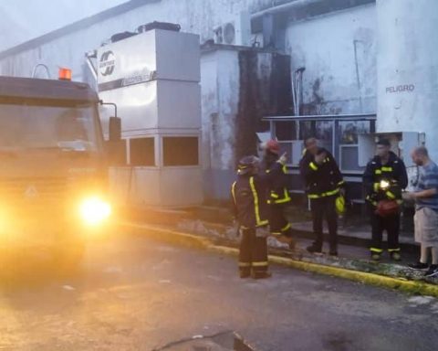 Serious damage from a fire in the main lobster processing plant for export