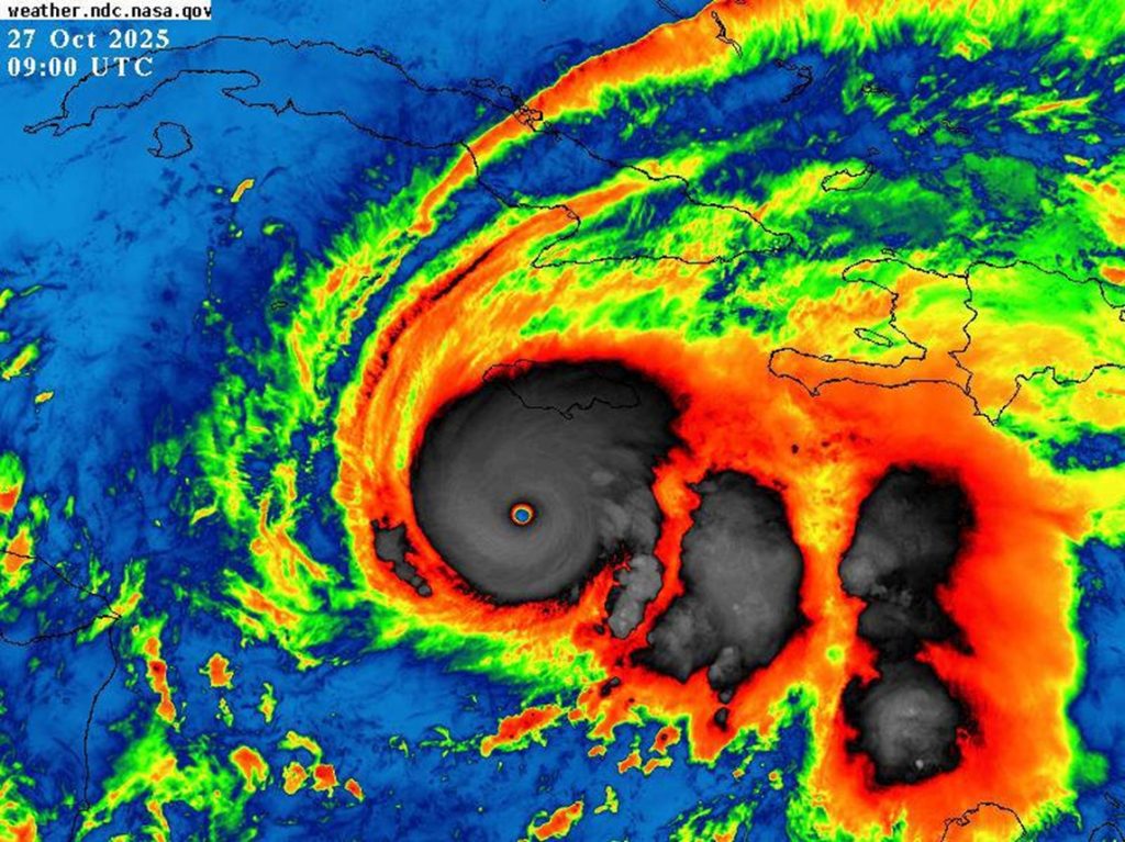 Six Cuban provinces on cyclonic alarm and two on alert due to the imminent impact of Hurricane Melissa
