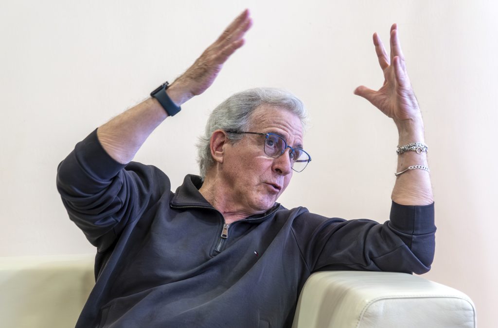 Spain: Orlando Salgado, former dancer of the National Ballet, visits the Dance Forest