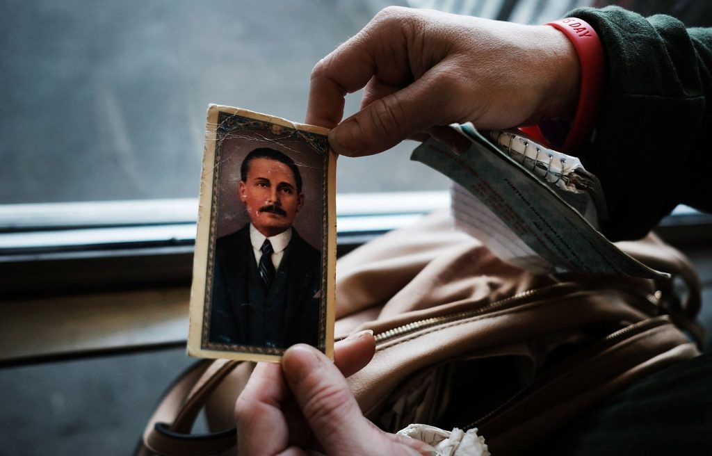 Sunday and Monday will be non-working days for the canonization of José Gregorio Hernández and Carmen Rendiles