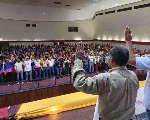 Táchira's working class swore to defend sovereignty and peace