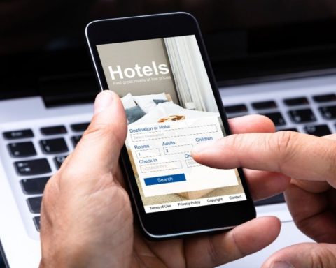 Take a breath before finding out how much it costs to spend a night in the 5 best hotels in Chile