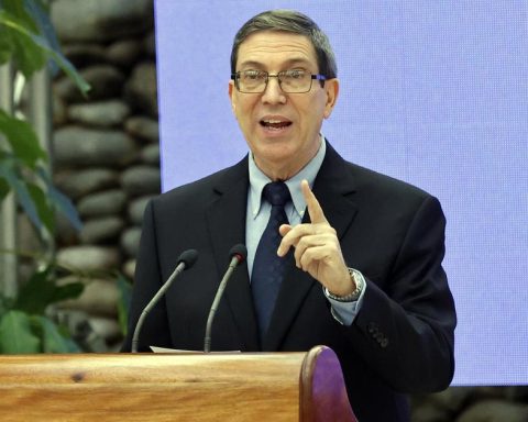 Tense scuffle between the representatives of the United States and Cuba at the UN