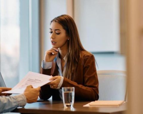 The 2 things you can do if your job interview doesn't go well and you can still save it