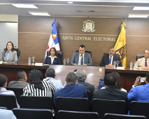 La JCE asegura que ninguna empresa de capital haitiano participa en el proyecto de la nueva cédula