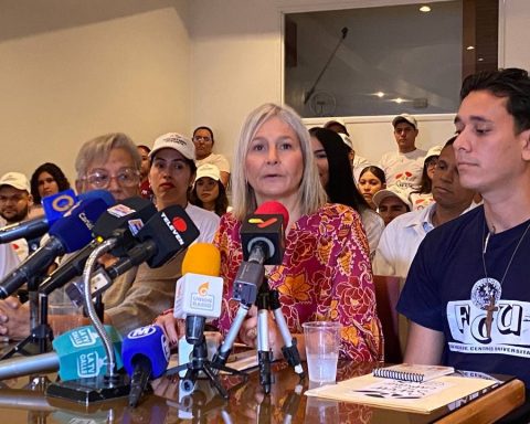 The UCV mobilizes its student community for the canonization acts of José Gregorio Hernández and Carmen Rendiles