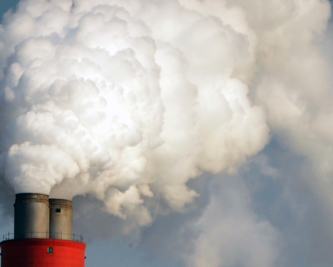 The United States threatens to sanction countries that support carbon taxes on the maritime sector