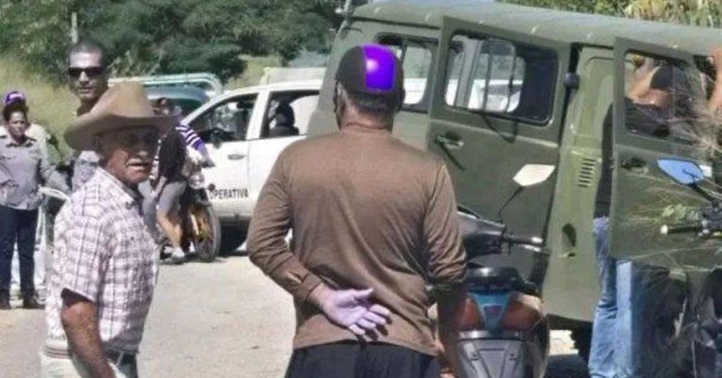 The accident between a military ambulance and a polski leaves a deceased and 10 injured in Villa Clara