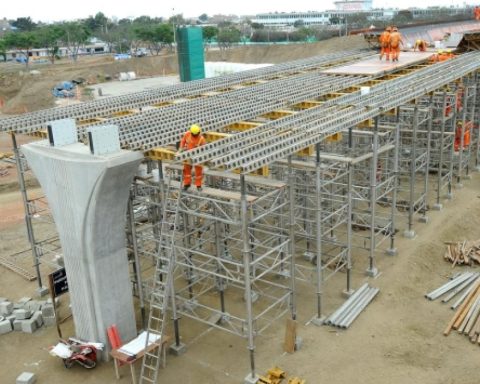 The country requires joint work with the private sector