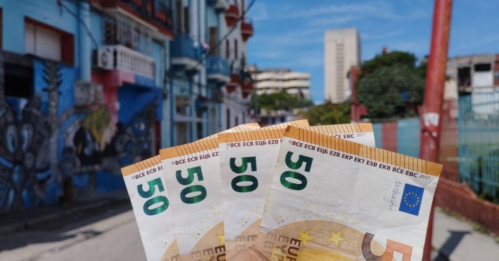 The euro reaches 500 Cuban pesos in the informal market