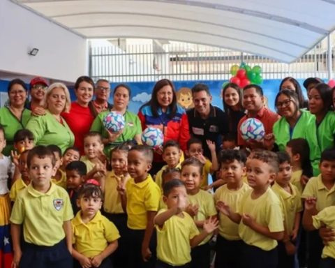 Entregan a la comunidad de La Candelaria el CEI Maripérez totalmente rehabilitado