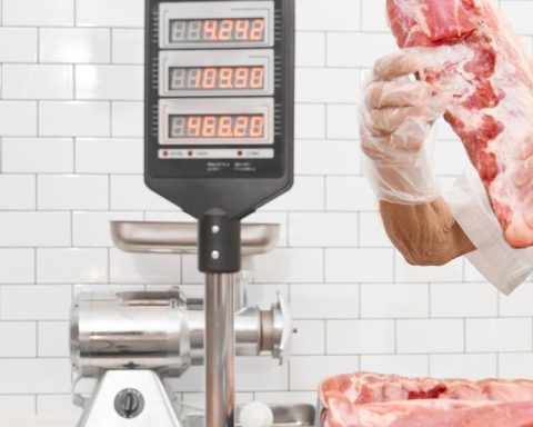 The future of meat: Chicken will dominate global consumption in 2035, according to the FAO and the OECD